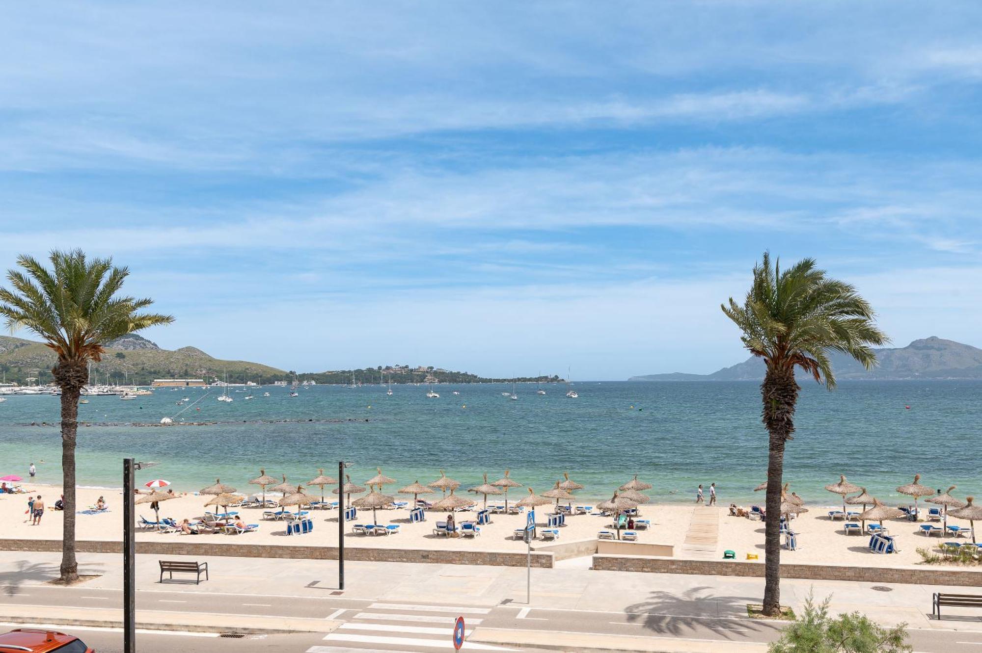 Beachfront Apartment Sivella By Sealand Villas Port de Pollenca Luaran gambar